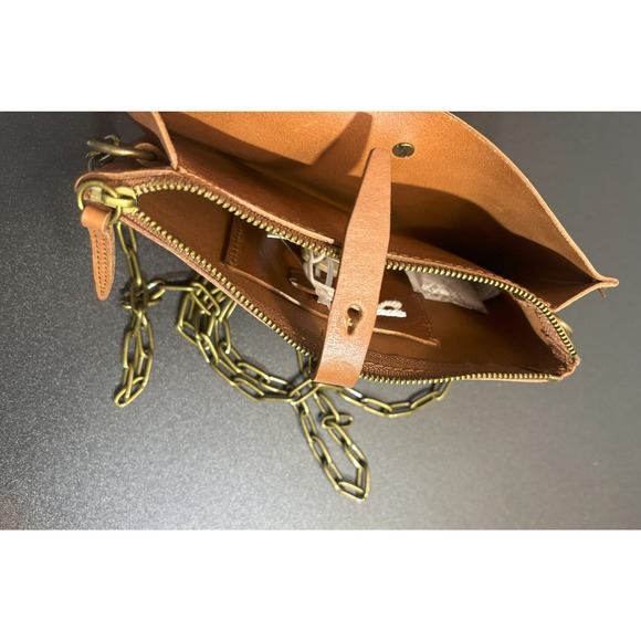 Madewell‎ NWT The Transport Accordion Crossbody in English Saddle Leather - Picture 4 of 5